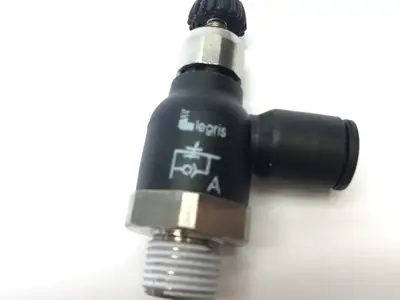 New | in-Stock Parker Compact Flow Control W/ Knob Air Pressure Regulators Michigan US | Maverick Industrial Sales #1394815