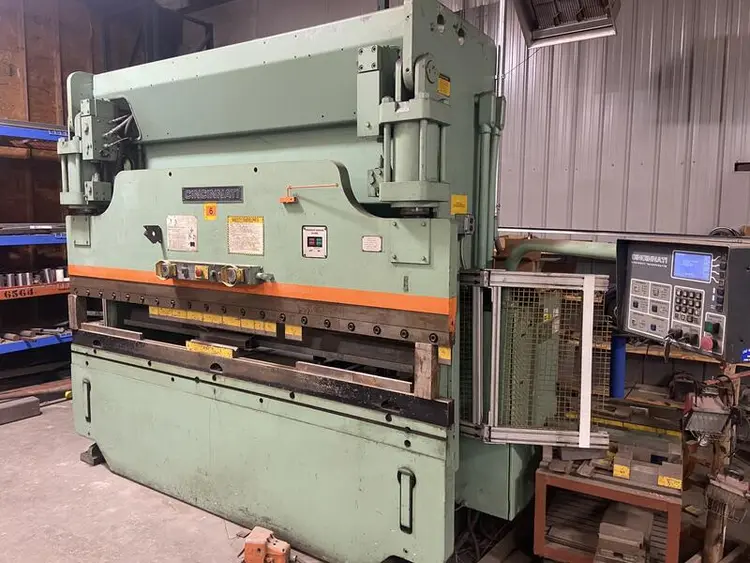 Used 1997 CINCINNATI 90CB2 Press Brakes | Two Spade Machinery LLC #508395