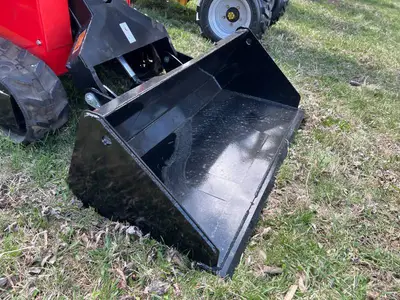 2026 AGT Crawler Loader (SDA-140T)