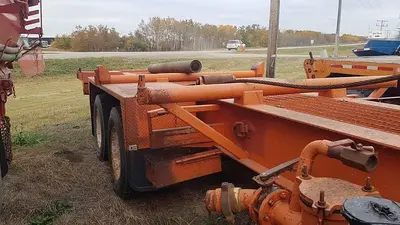 USED 2001 FRONTIER 4 AXLE CARRIER STYLE OILFIELD PUMP / KILL TRUCK