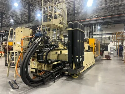 2012 HUSKY HL650 RS135/135 Horizontal Plastic Injection Molding Machines | JYC MACHINERY (17)
