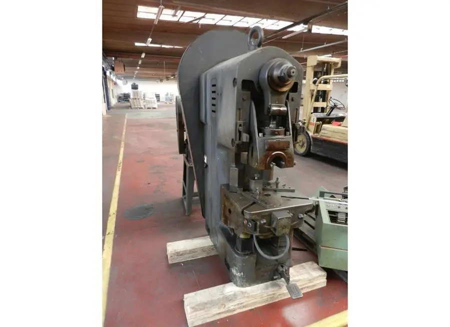 USED WMW PEEV 40 TON