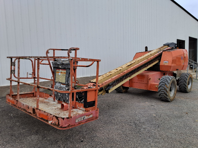 USED 2016 JLG 600S