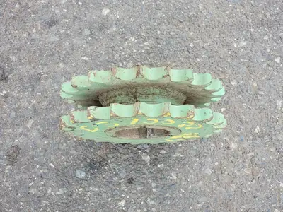 Roller Chain Sprocket No. DS100Q21, Double Single