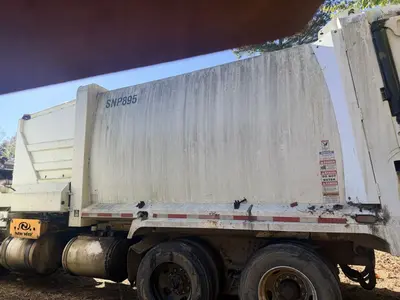 Used 2016 NEW WAY TRASH Garbage trucks North Carolina US | Levan Equipment #1573979