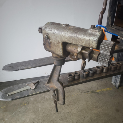 U14626C Used Niagara No. 164 deep throat rotary machine