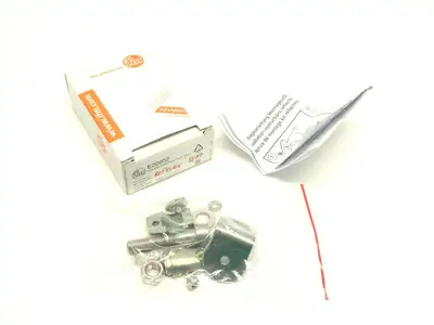 E20902 | ifm  System Component REFL Bolt Mounting Set For Reflectors LOT OF 3 - New