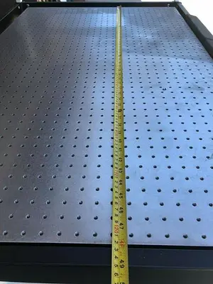 NEWPORT SG-30X48-2 (VH3048W-OPT) ISOLATION TABLE