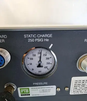 CTI CRYOGENICS 8200 COMPRESSOR