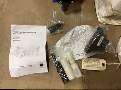 Pulsafeeder PULSAtron LPG4SA-KTC1-500 Metering Pump 150psi 42gpd -NIB