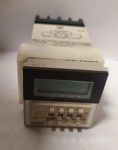 Omron H3CA Time Delay Relay Solid State