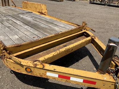 2002 Towmaster 18’ Tandem Axle Tilt Trailer