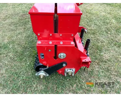 Used BRILLION _UNKNOWN_ Food Plot Seeders Iowa US | Keast Enterprises #1360135