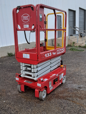 USED 2023 MEC 1330SE