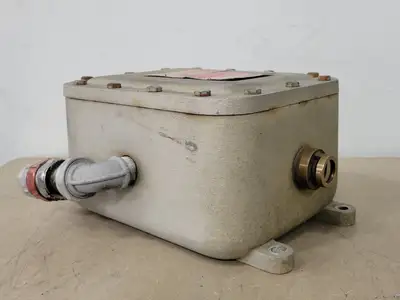 USED AKRON EXI684