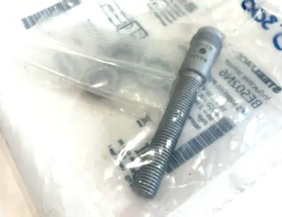 NEW BALLUFF BES02N6 INDUCTIVE SENSOR BES M08EH1-PSC20B-S04G-S01