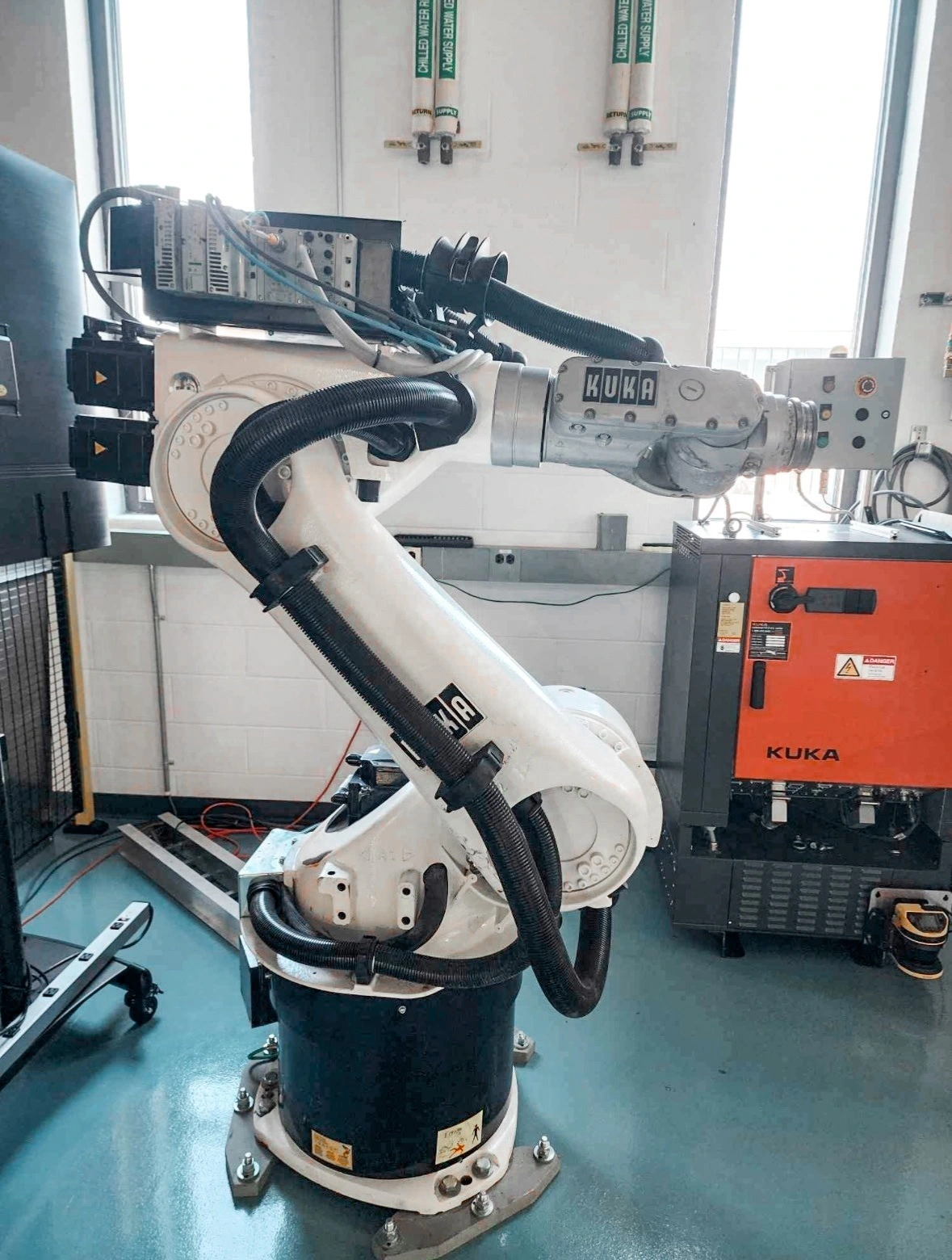 USED KUKA KR60