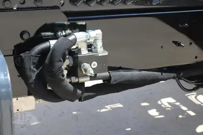 New | in-Stock 2025 MACK MD6 Hooklifts & Roll-Offs Texas US | Roll Off Truck World #1491879