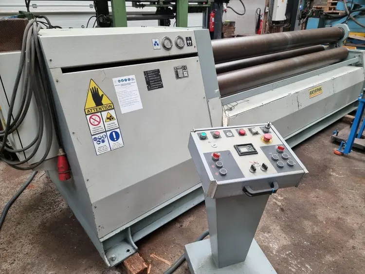 Used AKYAPAK AHK 3100 X 6 MM Angle Bending Rolls | Apt International N.V #365026
