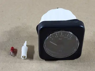 24V, 0-72PSI Pressure Gauge 1051308 w/ Bulb & Holder