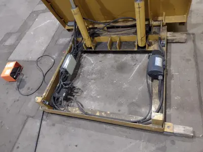 4,000 LB CAPACITY PRESTO ECOA MODEL HTT-C4-90-L-64060 ELECTRO-HYDRAULIC ELEVATING UPENDER: STOCK #19941