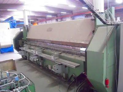 USED FAVRIN 4050 X 3 MM CNC
