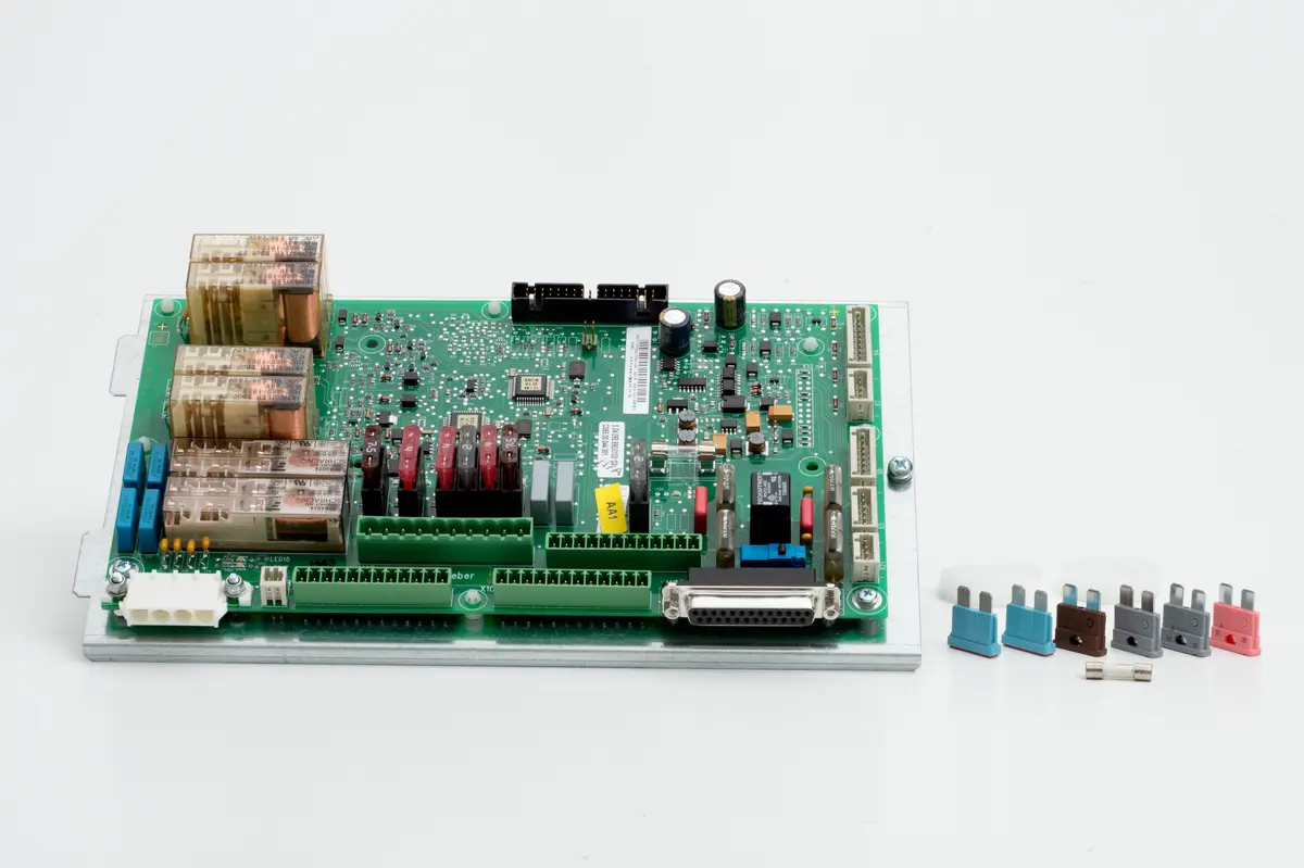KUKA KRC2 ESC CI Standard on adapter plate