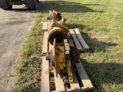 Used JOHN DEERE 672G TRANSMISSION DIFFERENTIAL -REQUIRES REPAIR. Construction Equipment Parts Michigan US | Miedema Asset Management Group #1414360