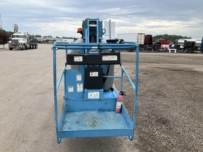 Used 2013 GENIE GR26J RUNABOUT VERTICAL MAST LIFT Vertical Mast Lifts Michigan US | Miedema Asset Management Group #1406856