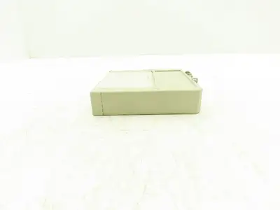 Siemens 7NG3040-6JN00 SITRANS T Module 0-1000 Degrees C 4-20mA 24V UC