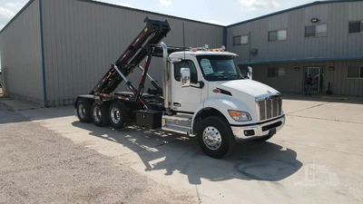 New | in-Stock 2027 PETERBILT 548 Rolloff Trucks Texas US | Roll Off Truck World #1492013
