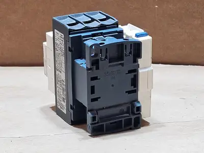 Used TELEMECANIQUE LC1D32 Switchgears British Columbia CA | Lenmark #1438533