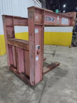 USED BUSHMAN 901