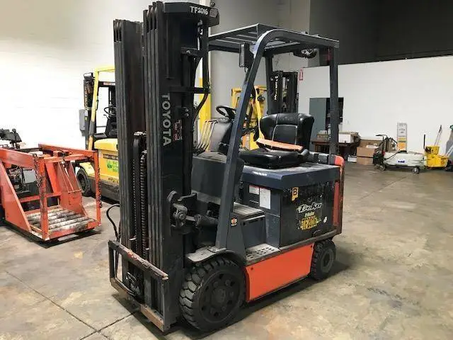 Used 2018 TOYOTA 8FBCU25 Misc Forklifts Illinois US | Somerset Equipment Sales #1543068