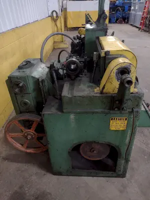 3/8" LEWIS MODEL #8CV WIRE STRAIGHTEN & CUT MACHINE: STOCK  16185