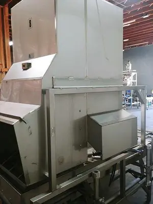AAM Berry Blower Cleaner