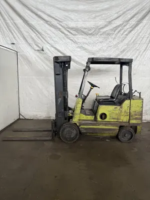 USED CLARK GCS25MB