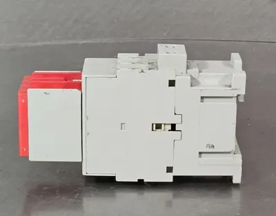 Allen-Bradley 100S-C37EJ04C (Complete Device) Safety Contactor. 4E-19