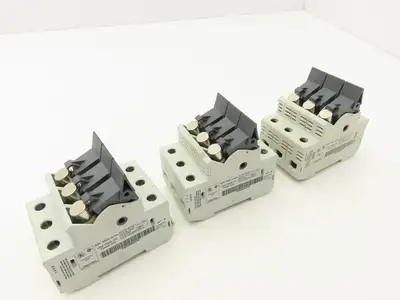 Allen Bradley 1492-FB3C30-L Fuse Holder 30 Amp 3 Pole 600V Indicator Lot of 3