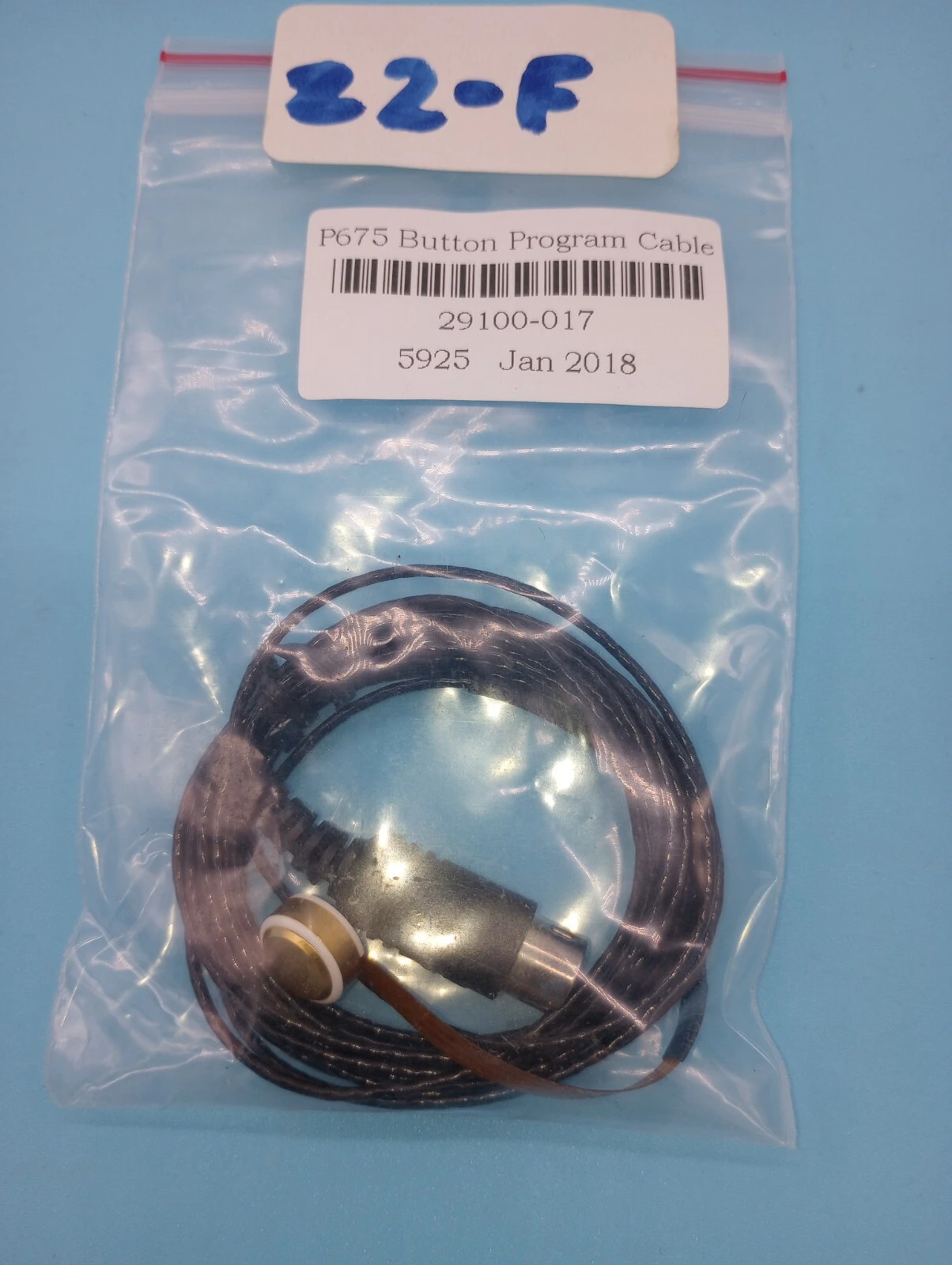 New P675  Button Hearing Aid Programmer   Cable