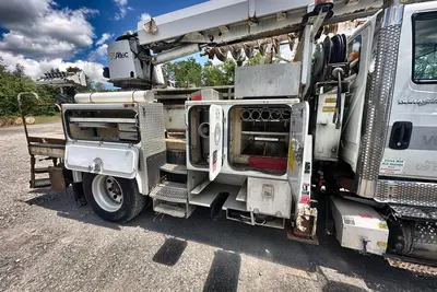 Used 2011 INTERNATIONAL 4400 DIGGER DERRICK Bucket (boom) trucks Pennsylvania US | Proxy Equipment #1378341