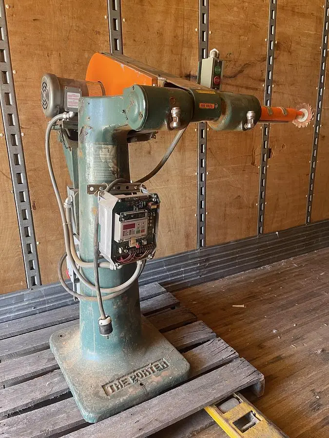 PORTER, NO. 5MB SINGLE-SPINDLE CARVER