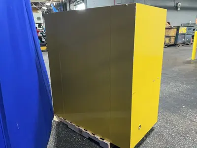 Used JUSTRITE _UNKNOWN_ Cabinets Ohio US | HGR 24 #1343720