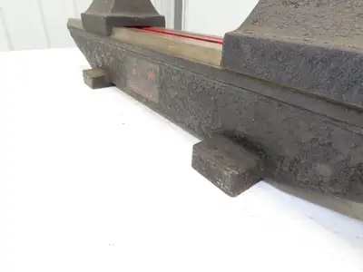 Bench Center Inspection Eccentricity Runout Tool 11-3/4" Swing 25-1/4" Bed