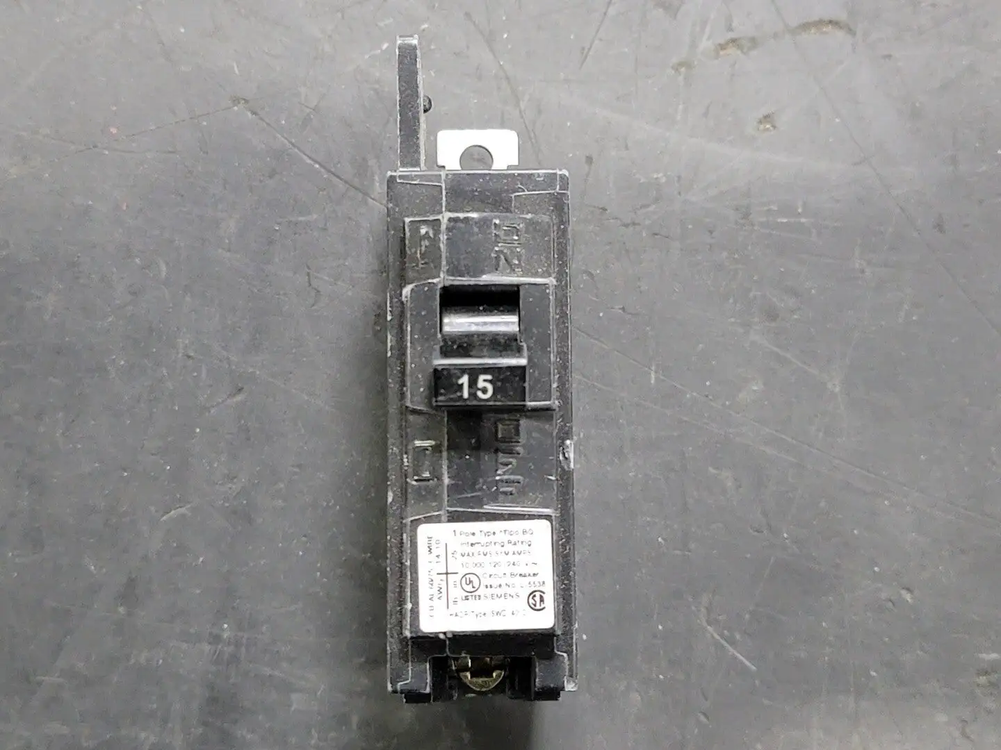 NEW SIEMENS BQ1B015