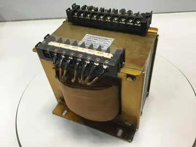 USED GOMI ELECTRIC T-1B 1350VA