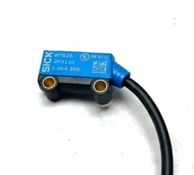 USED MAVERICK INDUSTRIAL SALES PHOTOELECTRIC PROXIMITY SENSOR W/ BACKGROUND SUPP.