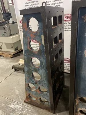 Pair of Large Machinist’s Workholding Angle Blocks Fixture Set 24″x28″x60″
