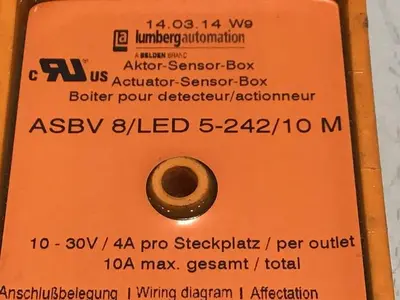 USED LUMBERG ASBV8/LED 5-242/10M
