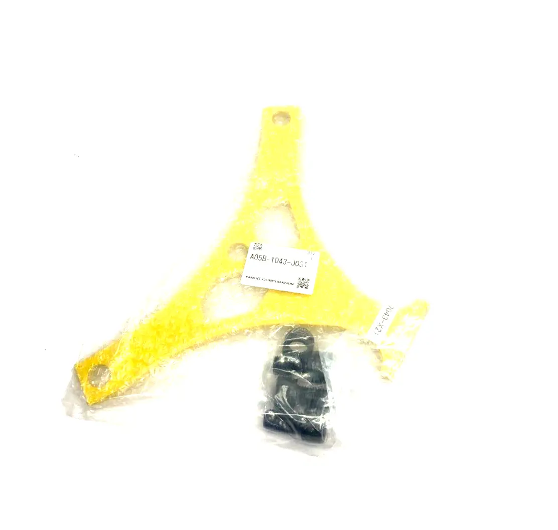 New | in-Stock FANUC INDUSTRIAL ROBOT BRACKET MOUNT Miscellaneous MRO | Maverick Industrial Sales #1122284